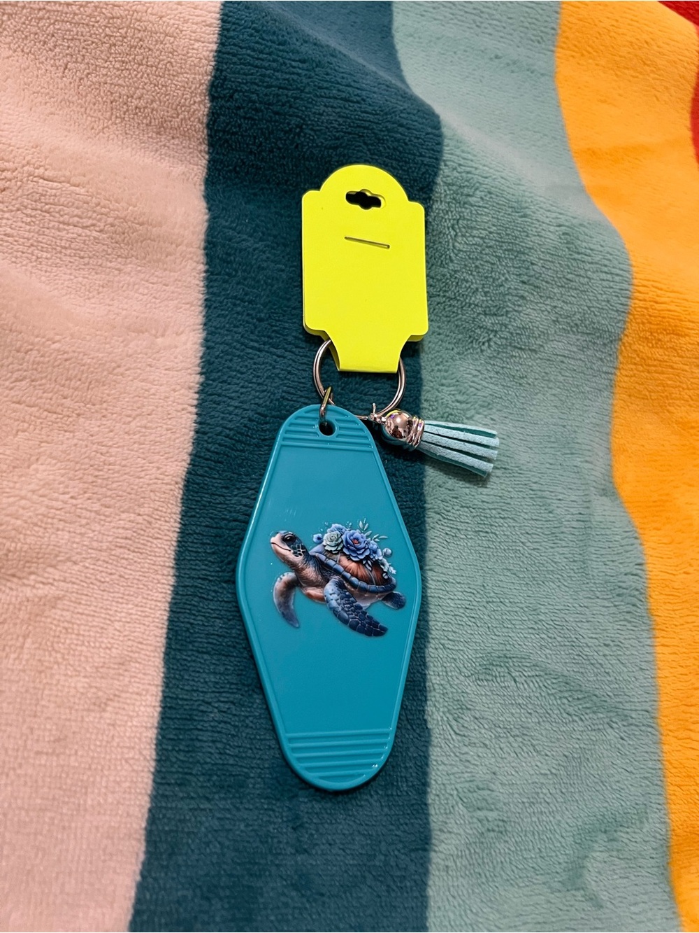 Sea Turtle Keychain 🌺 - Picture 2 of 4